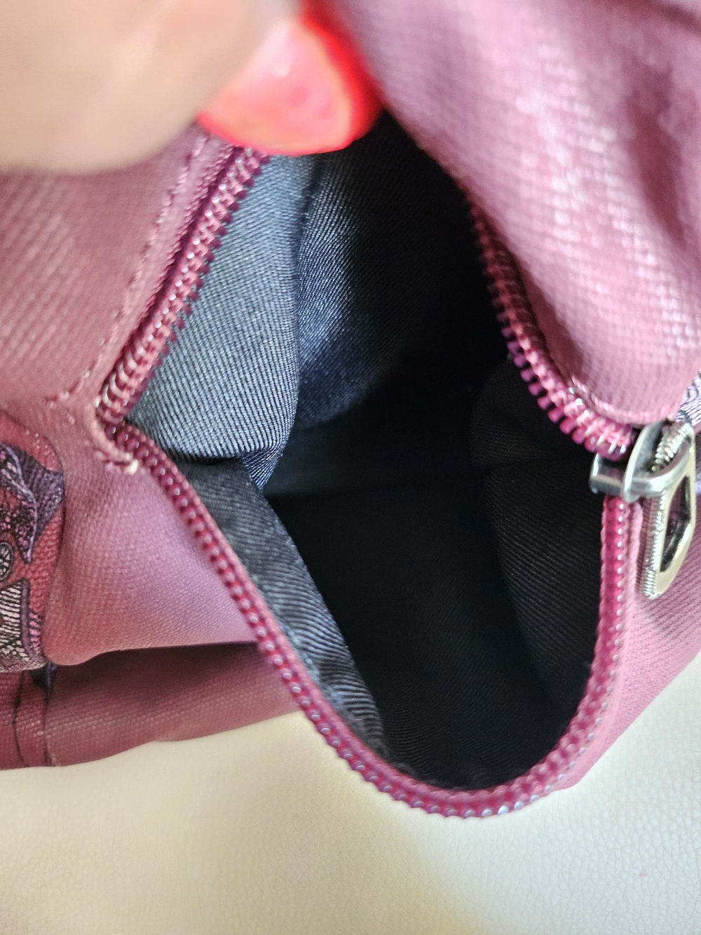 Women's Crossbody Shoulder Bag - Plum Floral Accent - Picture 7 of 14